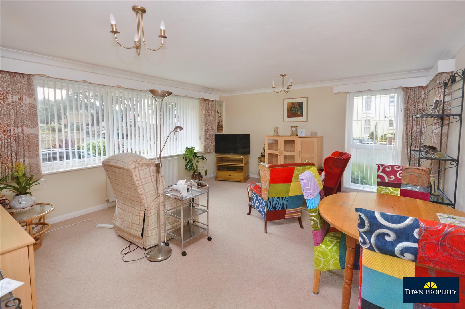 Property Details for Blackwater Road Eastbourne BN21 4JE Town